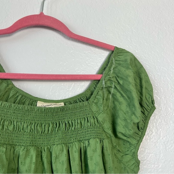 Women's Puff Cap Sleeve Top - Universal Thread™ Green - Picture 5 of 12